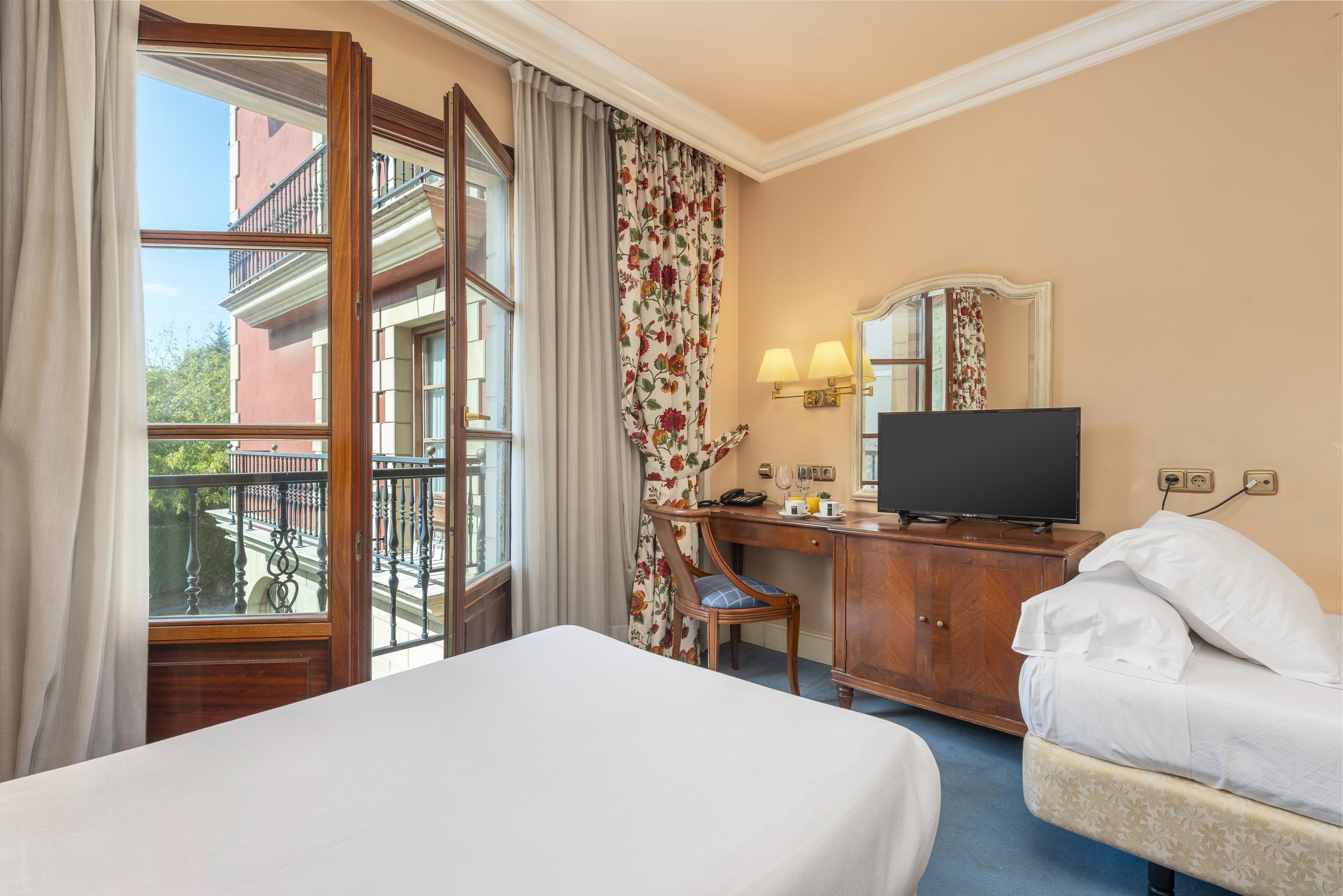Tryp Bilbao Sondika Hotel Екстериор снимка