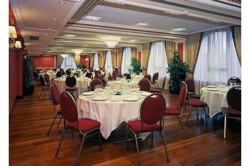 Tryp Bilbao Sondika Hotel Екстериор снимка